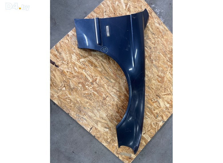 Крыло переднее правое к BMW 5E39 2002 г.