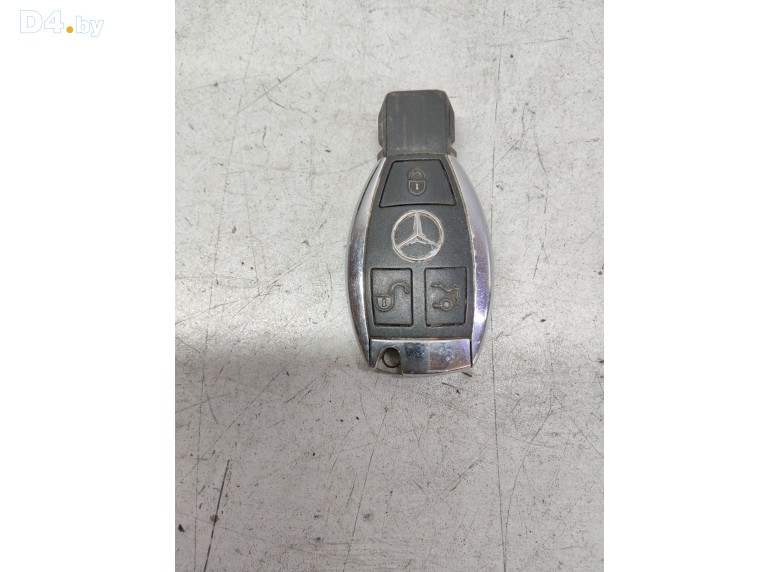 Ключ к Mercedes EW211 2005 г.