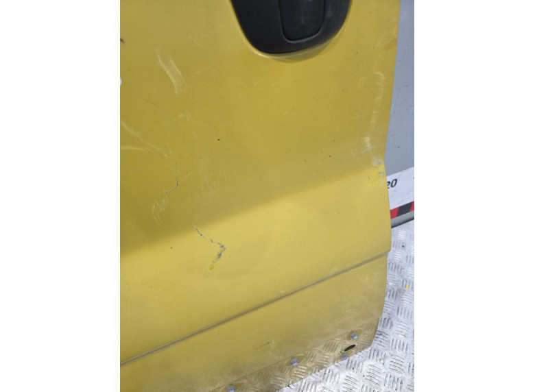 Дверь сдвижная правая к Opel Vivaro, 2004г.