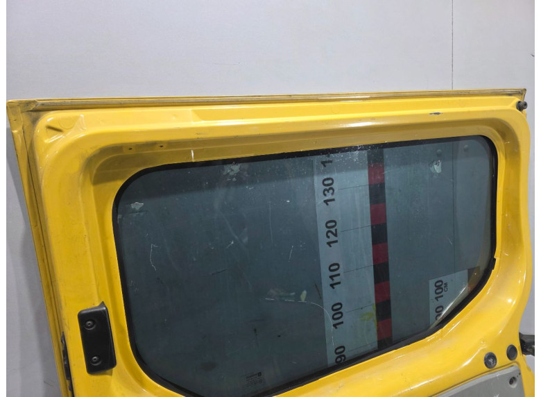 Дверь сдвижная правая к Opel Vivaro, 2004г.