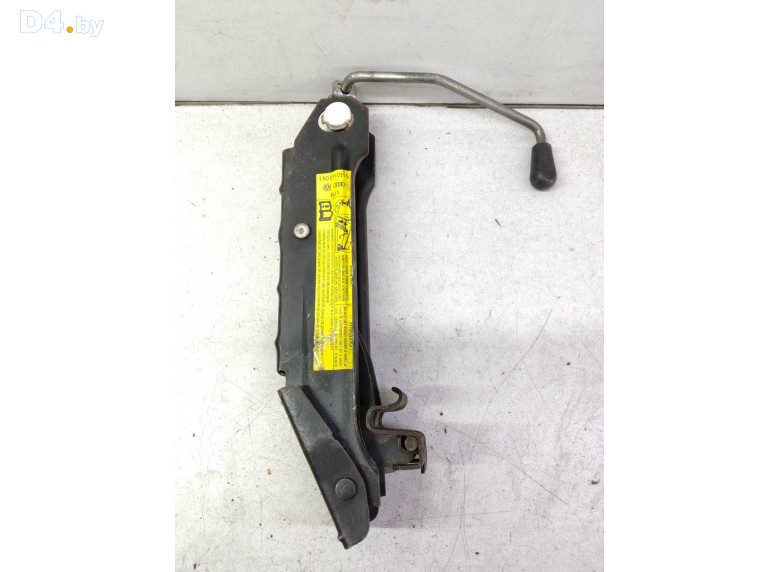 Домкрат к Volkswagen Golf 2008 г.