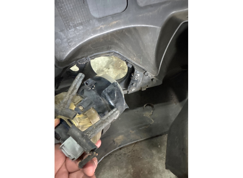 Бампер передний к Бампер передний к BMW 5E60/E61 2008 г. 5 E60/E61