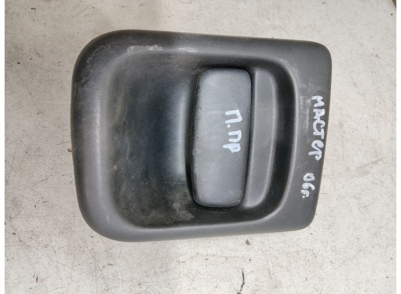 Ручка наружная передняя правая к Renault Master, 2005г.