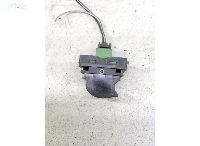 Кнопка стеклоподъемника переднего правого к Fiat Ducato 2008 г.
