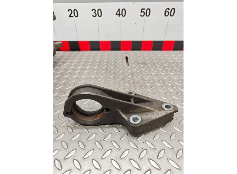 Кронштейн полуоси к Fiat Ducato, 2005г.