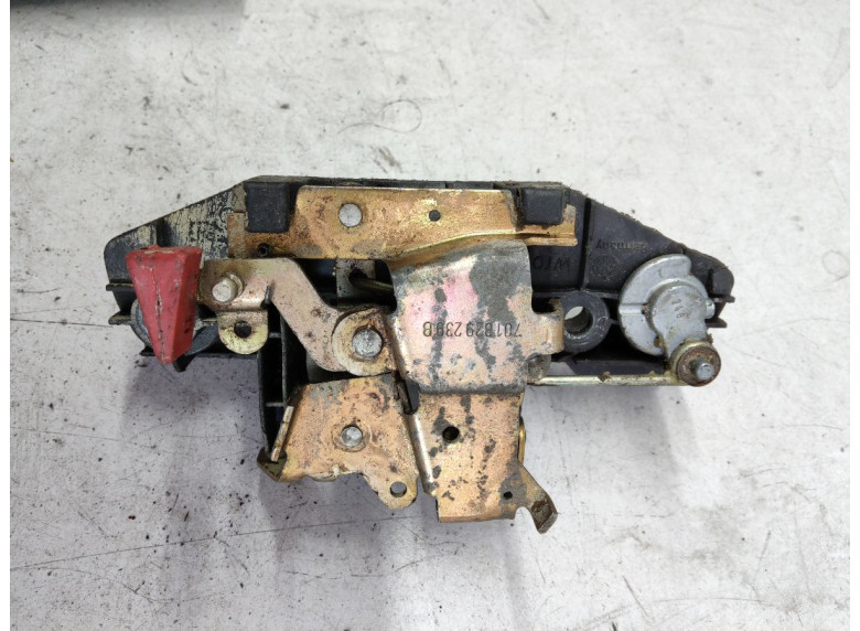 Ручка крышки багажника к Volkswagen Transporter, 1998г.