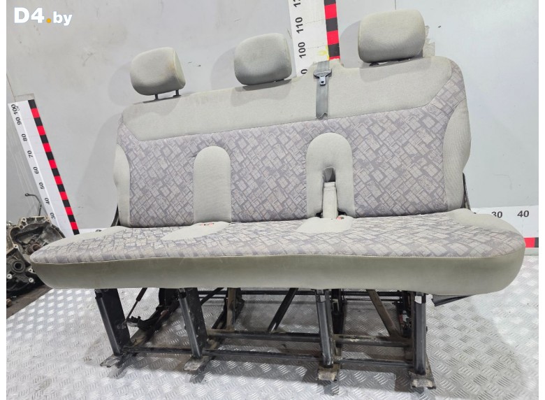 Сиденье заднее к Renault Trafic 2004 г.