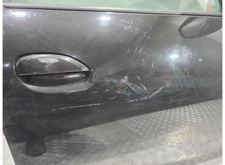 Дверь передняя правая к Dacia Logan, 2015г.