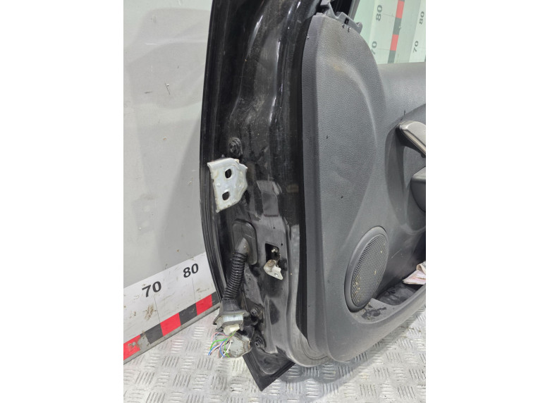 Дверь передняя правая к Dacia Logan, 2015г.