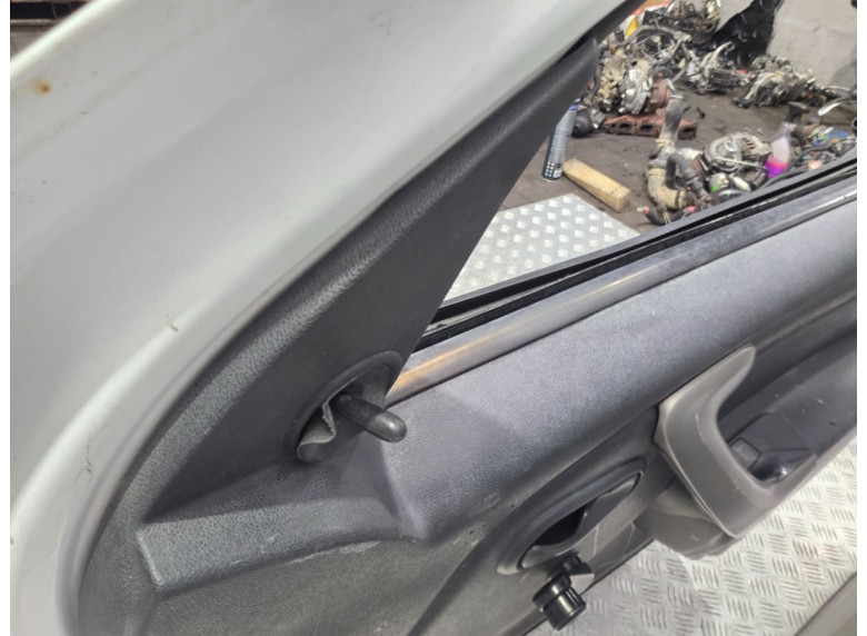 Зеркало наружное правое к Dacia Logan, 2008г.