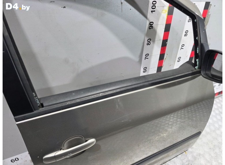 Молдинг стекла двери передней правой наружный к Ford Galaxy 2003 г.