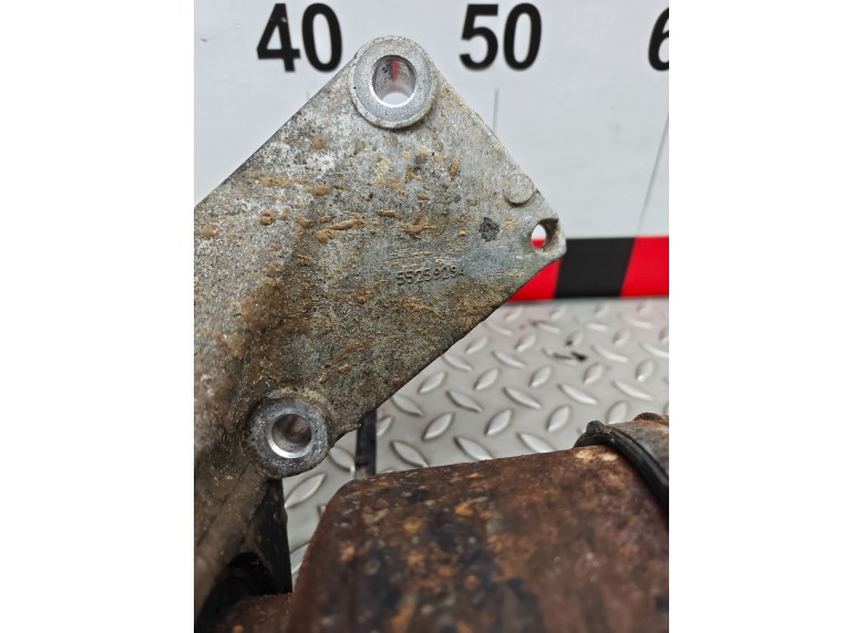 Кронштейн полуоси к Кронштейн полуоси к Peugeot Boxer 2020 г. Boxer