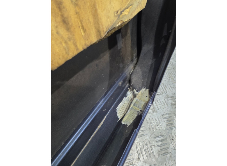 Дверь задняя правая к Audi A6, 1995г.