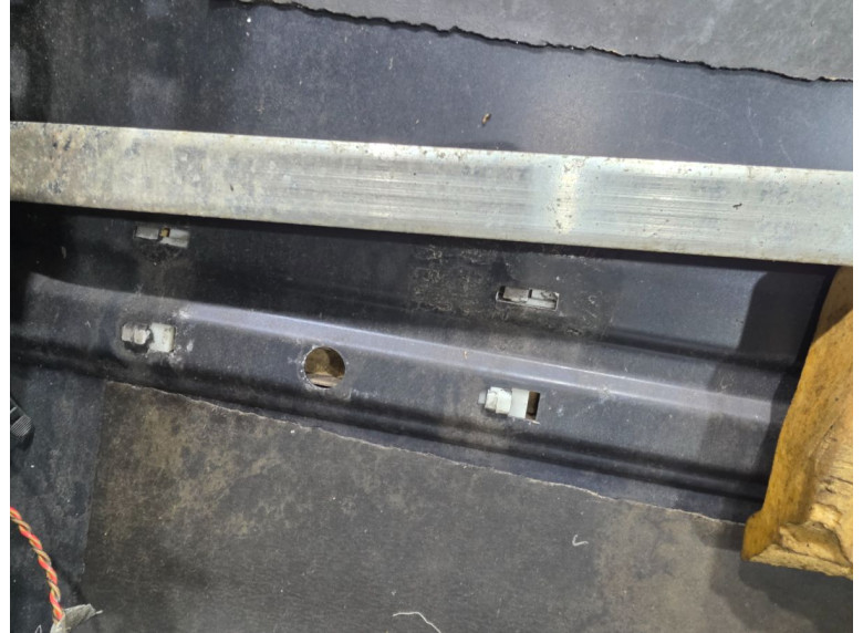 Дверь задняя правая к Audi A6, 1995г.