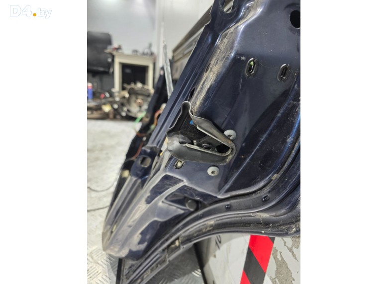 Замок двери задней правой к Audi A6 1995 г.