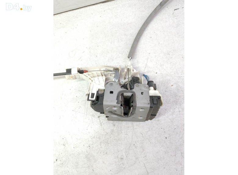 Замок двери передней правой к Mercedes Sprinter 2007 г.