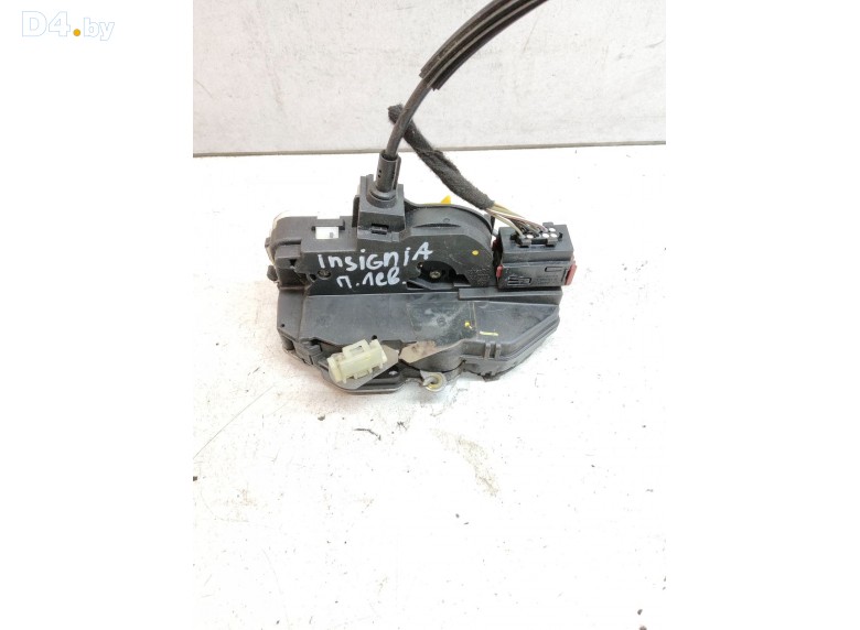 Замок двери передней левой к Opel Insignia 2010 г.