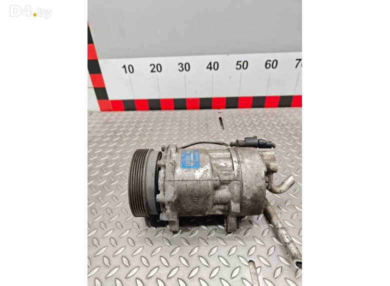 Компрессор кондиционера к Volkswagen Sharan 2001 г.