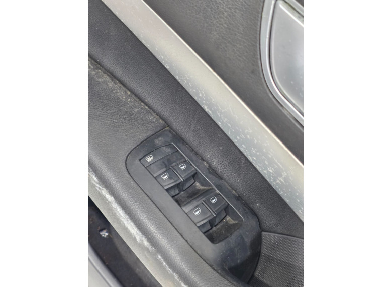 Блок управления стеклоподъемниками к Audi A6, 2006г.