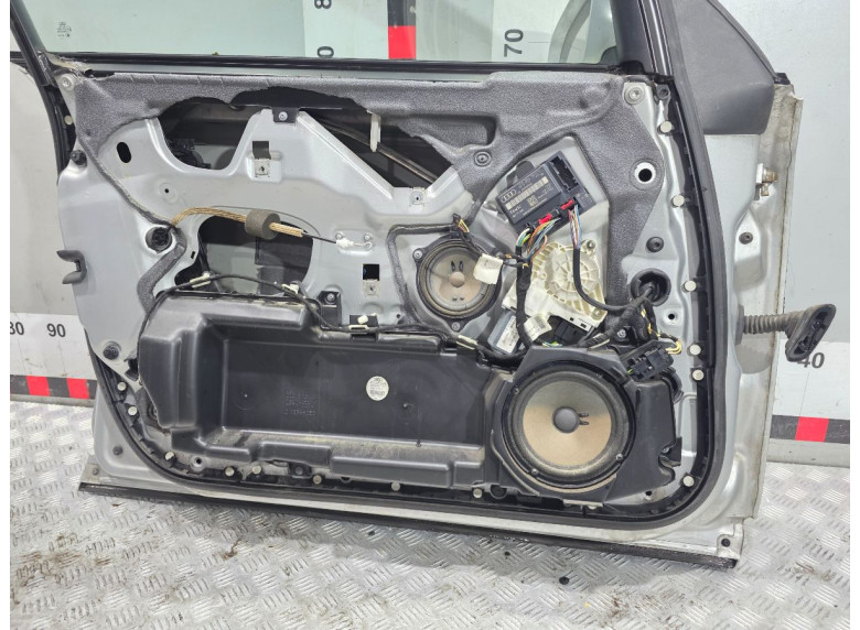 Дверь передняя левая к Audi A6, 2006г.