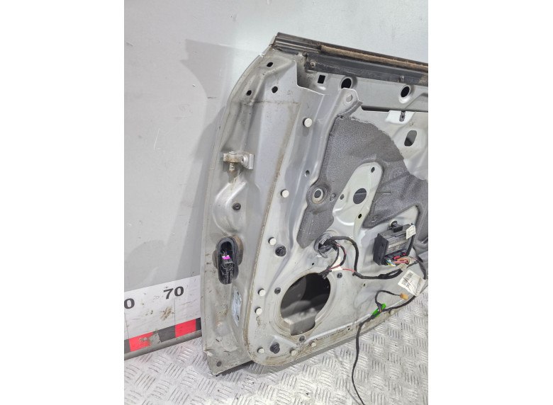 Дверь задняя правая к Audi A6, 2006г.