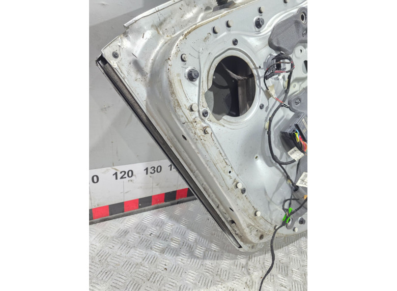 Дверь задняя правая к Audi A6, 2006г.