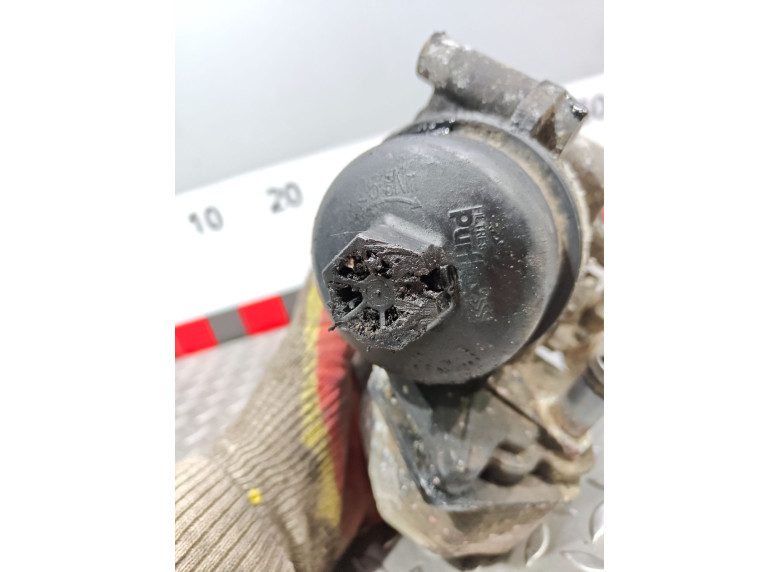 Корпус масляного фильтра к Ford Transit, 2007г.