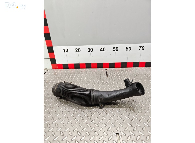 Патрубок турбины к Volkswagen Transporter 2000 г.