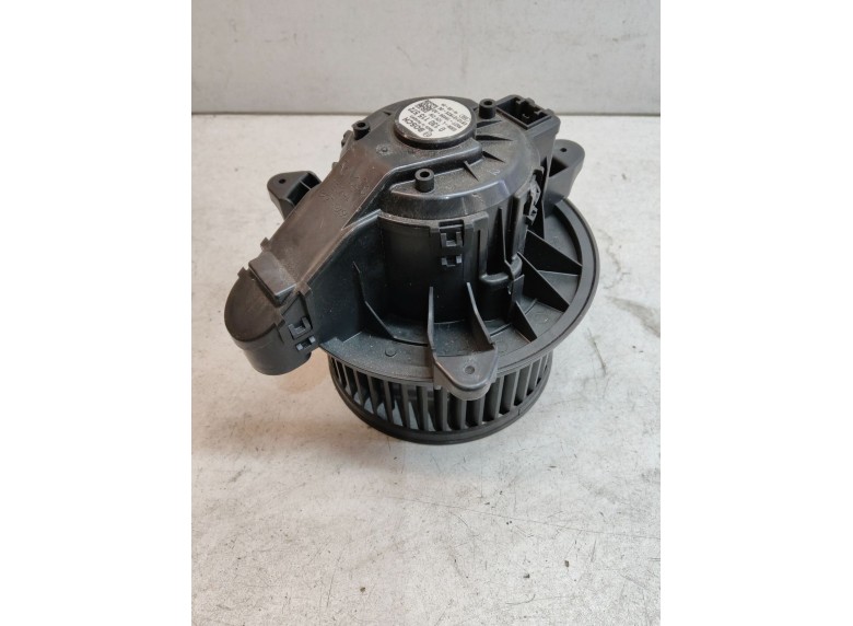 Моторчик печки к Моторчик печки к Ford Transit 2019 г. Transit