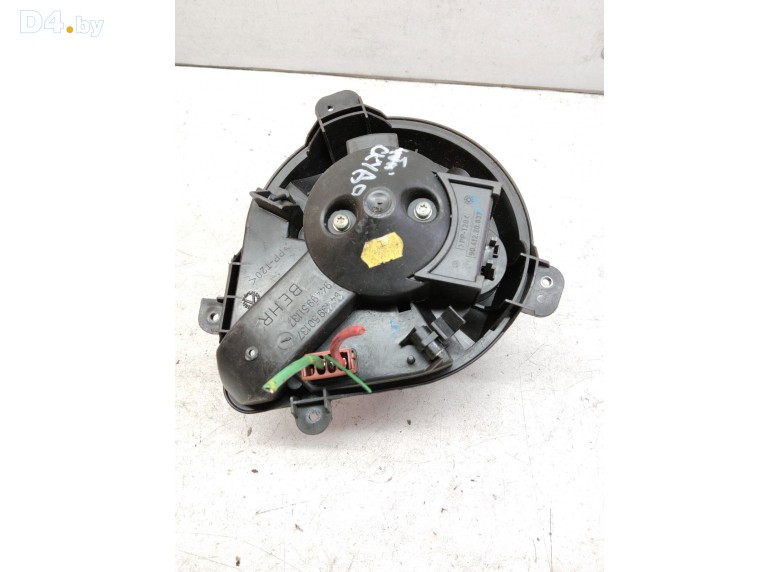 Моторчик печки к Citroen Jumpy 2001 г.