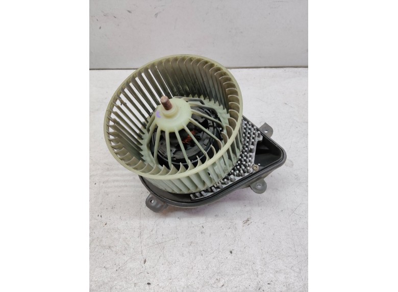 Моторчик печки к Моторчик печки к Citroen Jumpy 2001 г. Expert