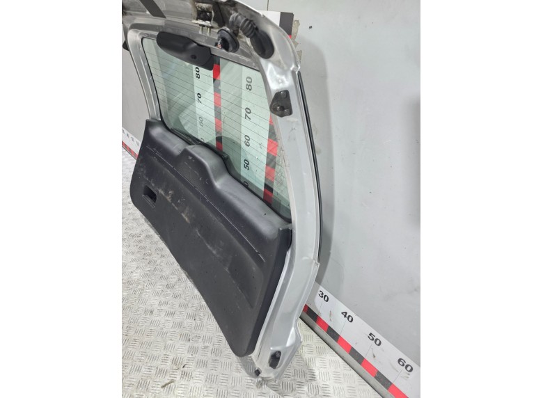 Крышка багажника (дверь 3-5) к Крышка багажника (дверь 3-5) к Mitsubishi SpaceStar 2003 г. Space Star