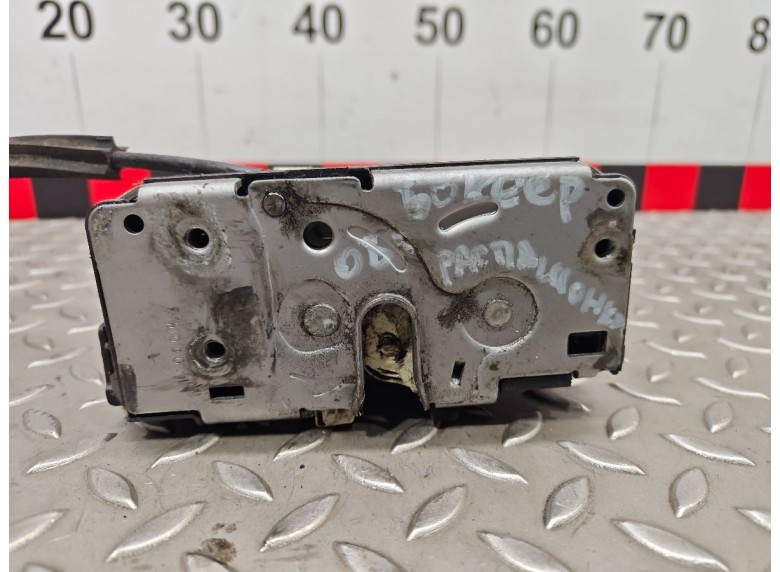 Замок двери задней правой к Замок двери задней правой к Peugeot Boxer 2008 г. Boxer