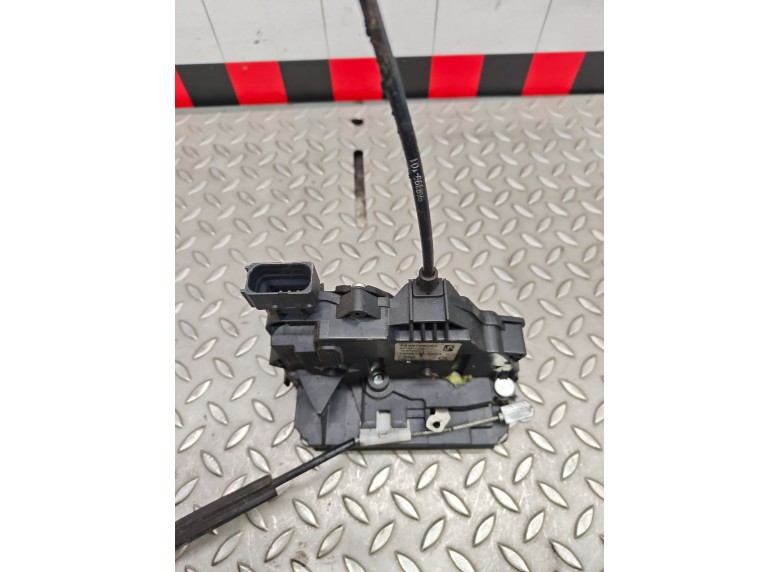 Замок двери задней правой к Замок двери задней правой к Peugeot Boxer 2008 г. Boxer