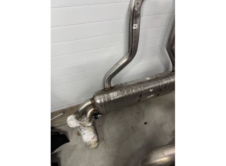 Глушитель к BMW XM G09, 2023г.