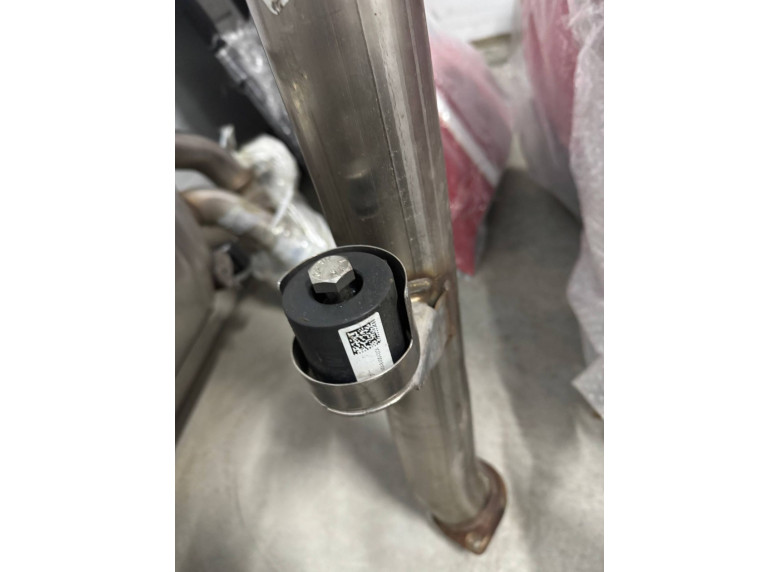 Глушитель к BMW XM G09, 2023г.