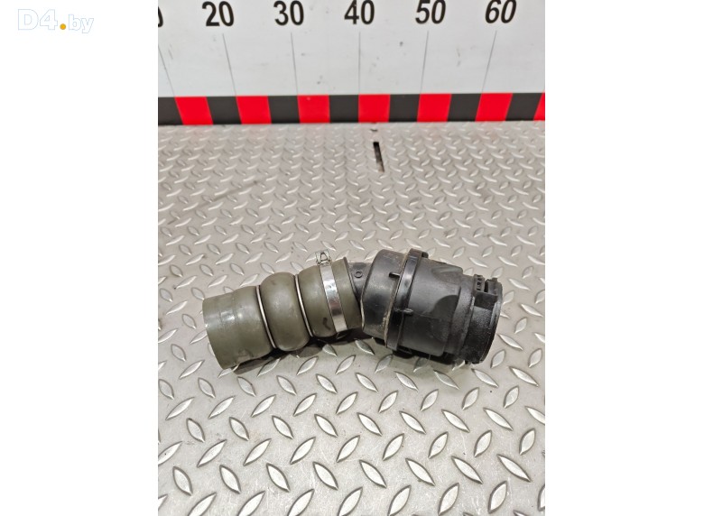 Патрубок интеркулера к Renault Clio 2017 г.