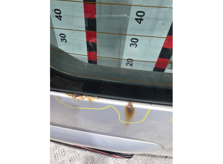 Крышка багажника (дверь 3-5) к Volkswagen Passat, 1998г.