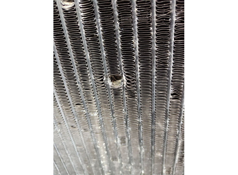 Радиатор (основной) к Volkswagen Passat, 2001г.