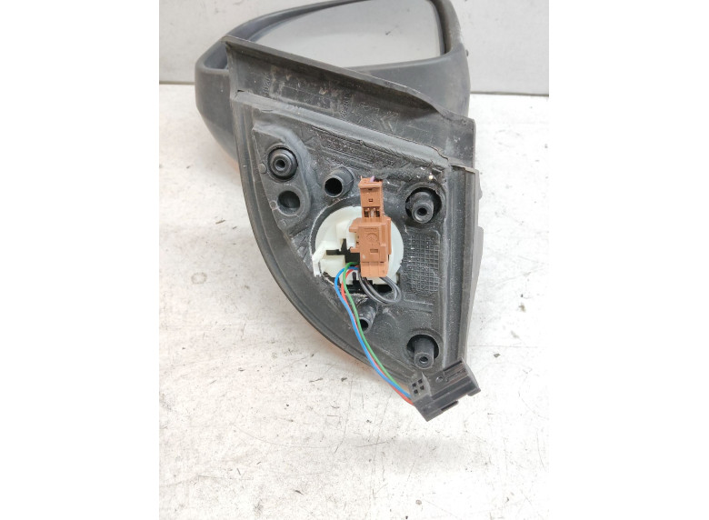 Зеркало наружное правое к Peugeot Partner, 2015г.