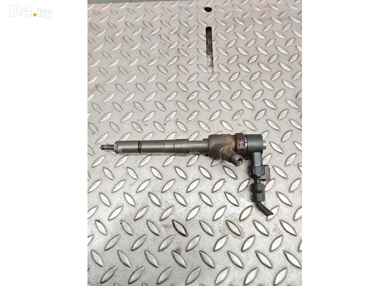 Форсунка к Opel Astra 2011 г.