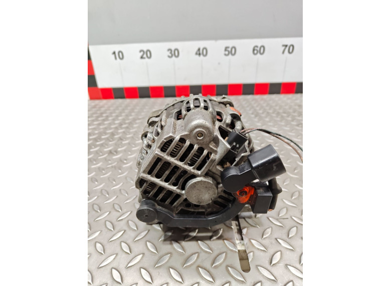 Генератор к Citroen C5, 2003г.