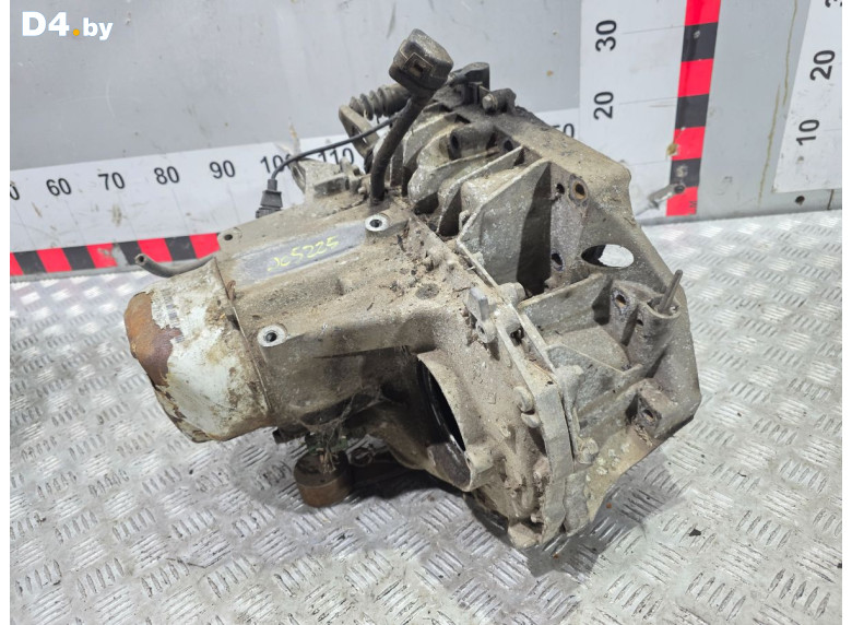 КПП механическая (МКПП) к Volvo V40 1999 г.