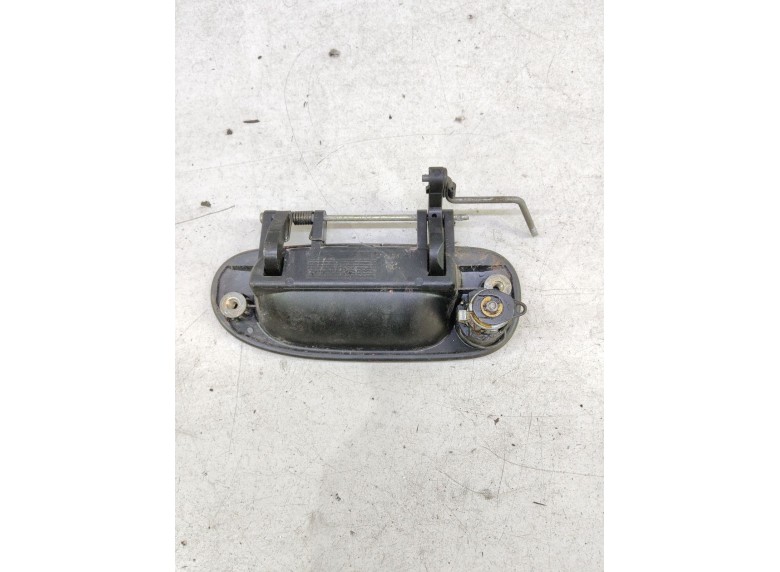 Ручка наружная передняя правая к Ручка наружная передняя правая к Mitsubishi SpaceStar 2003 г. Space Star