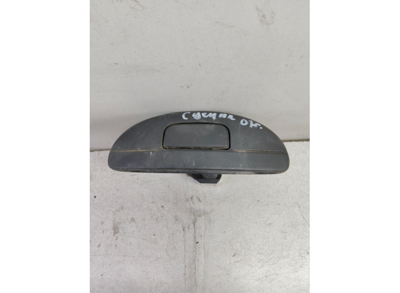 Кнопка открытия багажника к Renault Scenic, 2001г.
