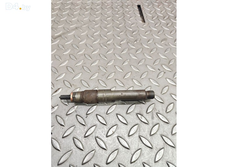 Форсунка к Volvo V40 1998 г.