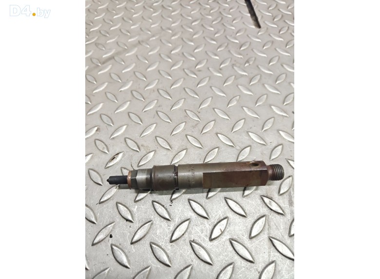 Форсунка к Volvo V40 1998 г.