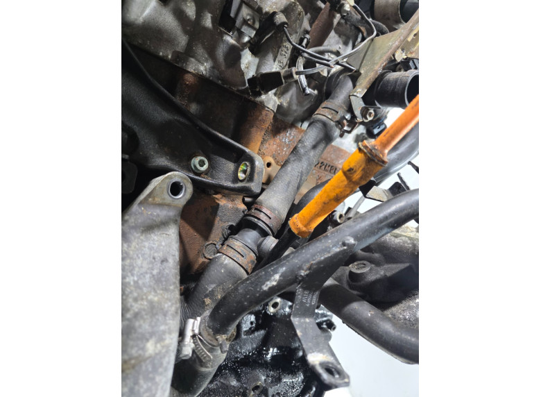 Патрубок (трубопровод, шланг) к Audi A6, 1995г.