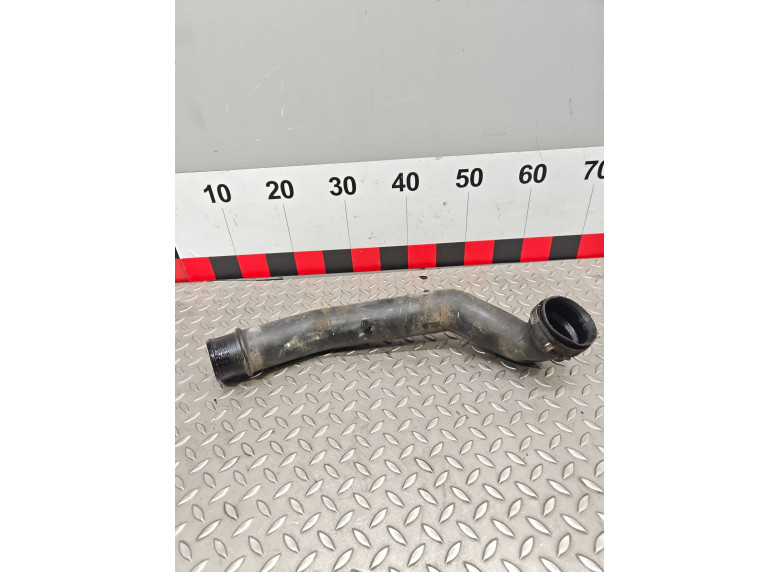 Патрубок интеркулера к Volvo V40, 1999г.