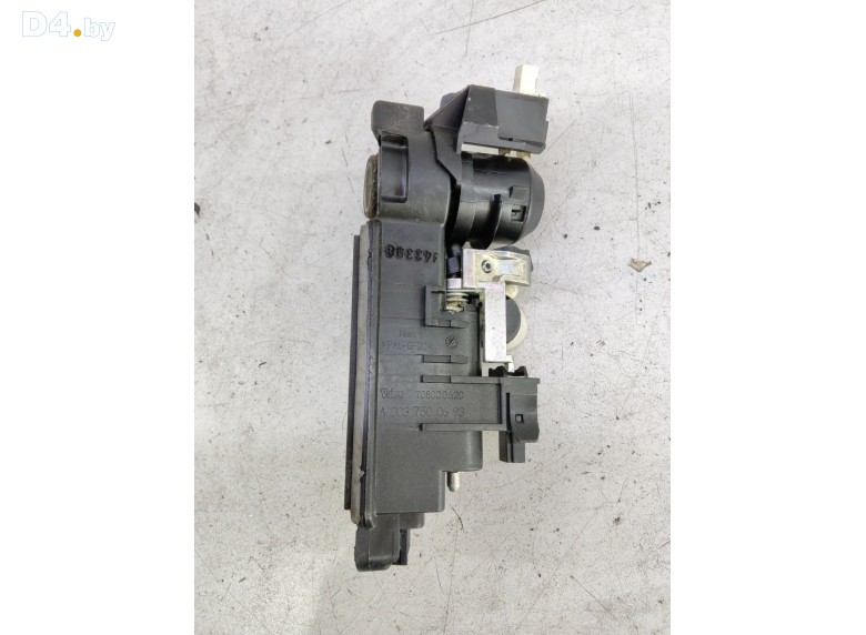 Ручка бардачка к Mercedes CW203 2003 г.